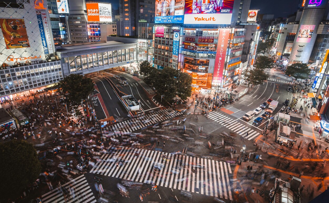 渋谷スクランブル交差点の俯瞰